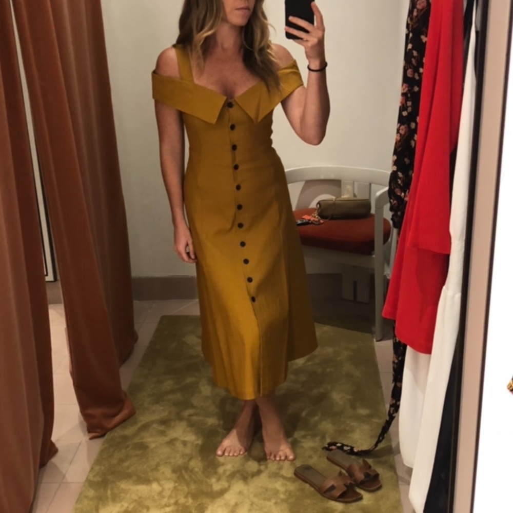 Gold A.L.C Hudson Dress size 0, cold shoulders